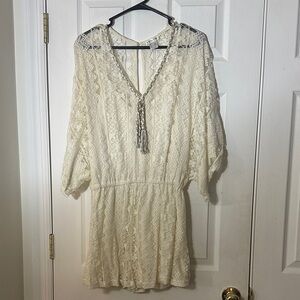 Venus Elegant Cream Lace Romper! New! Size large